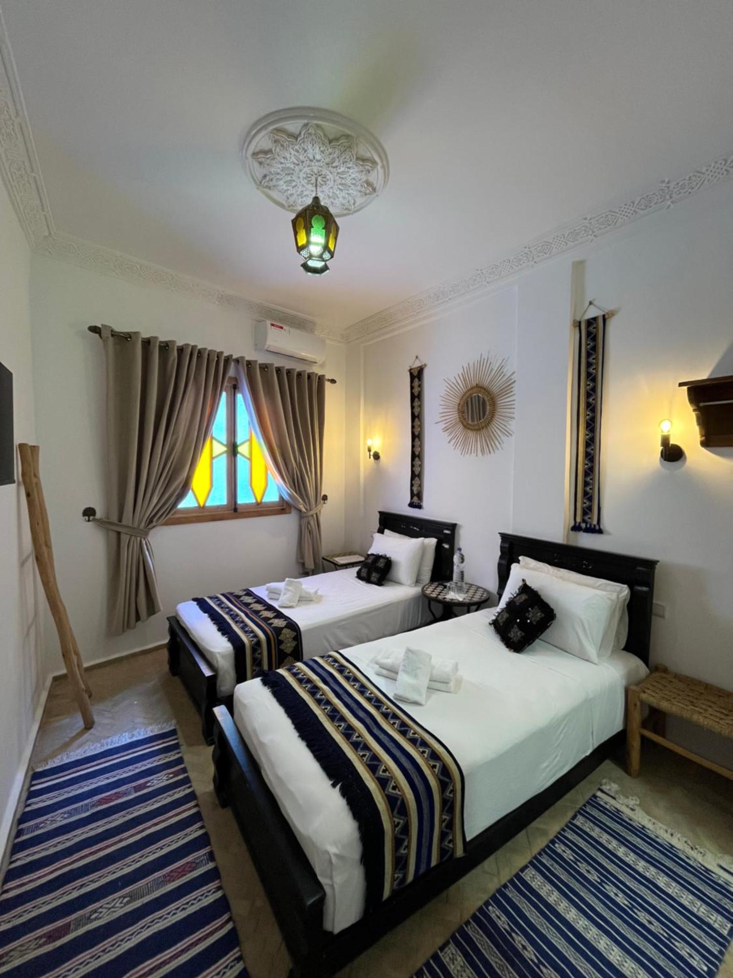 Dar Rif Kebdani Hotel Tangier Bagian luar foto